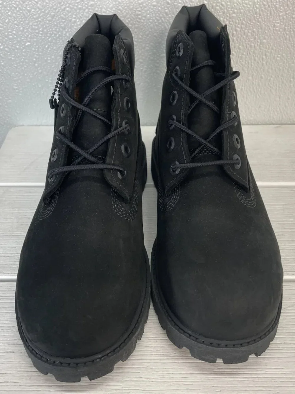 Timberland Youth Size 3 Premium 6 inch Waterproof Boot Black Nubuck Lace up
